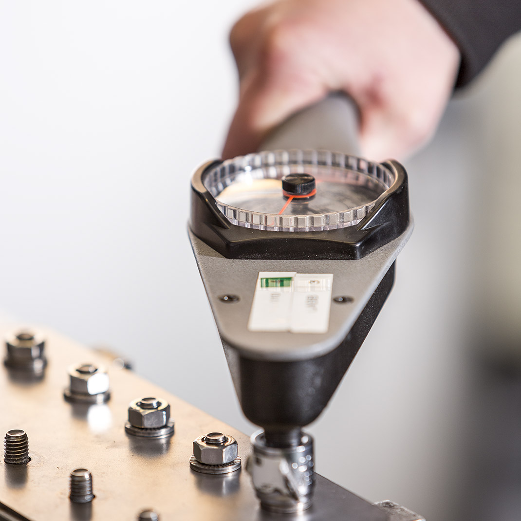 Torque Variations During Tightening and Untightening of Bolts Nord