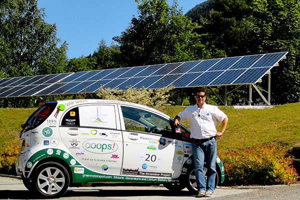 Si votre métier de rêve n’existe pas, inventez-le. C’est ce qu’a fait Gordon Foat pour associer ses deux passions : l’automobile et la protection de l’environnement.